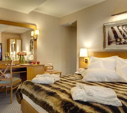 President Hotel