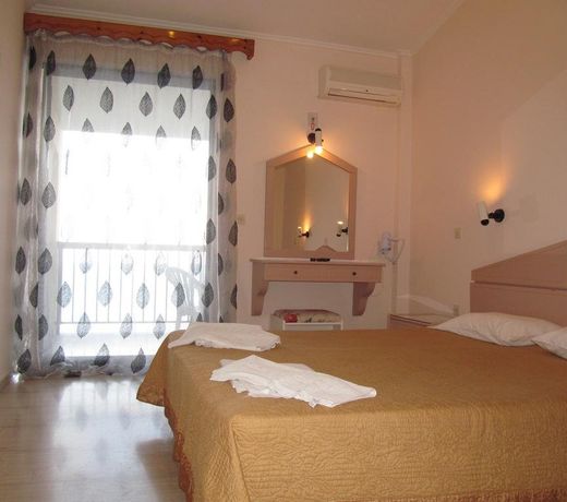 Karina Hotel