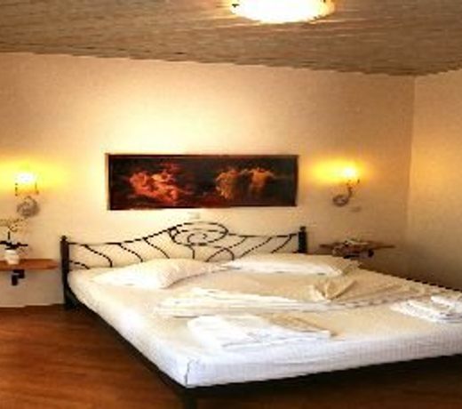 Ionas Boutique Hotel