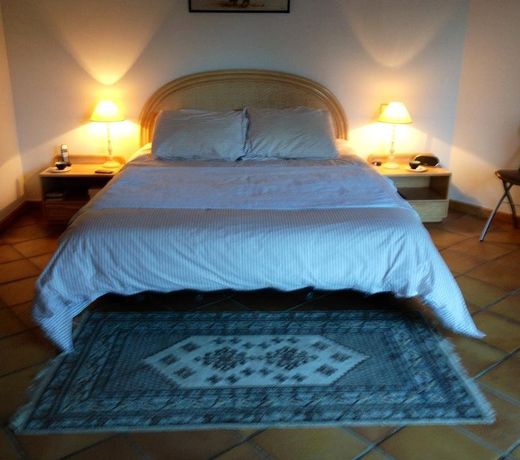 CHAMBRE LA GARDE