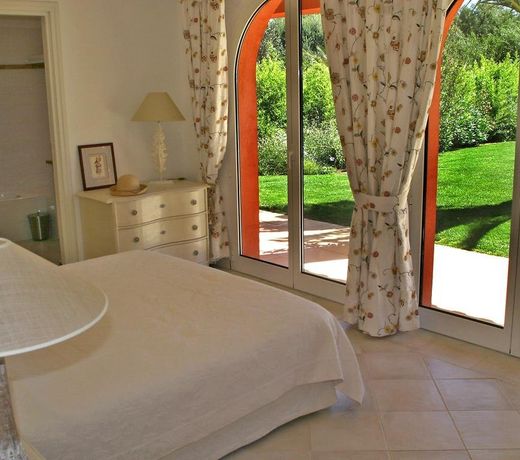 Villa Les MÃ»res mÃ»res