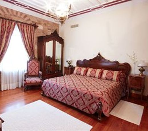 Argentikon Luxury Suites
