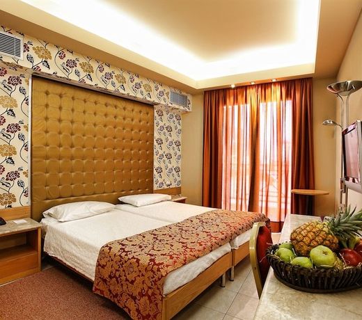 Kastro Hotel