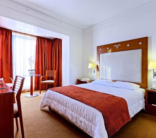Atrion Hotel