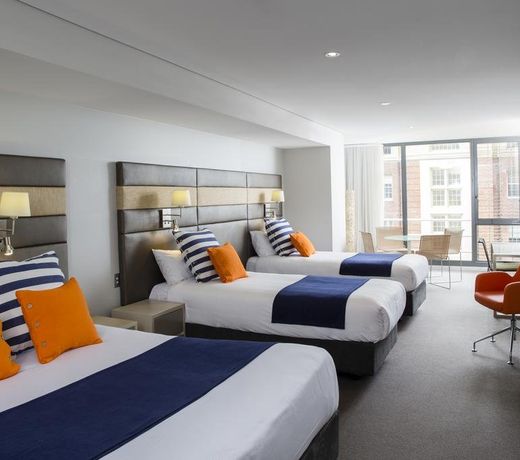 Novotel Newcastle Beach