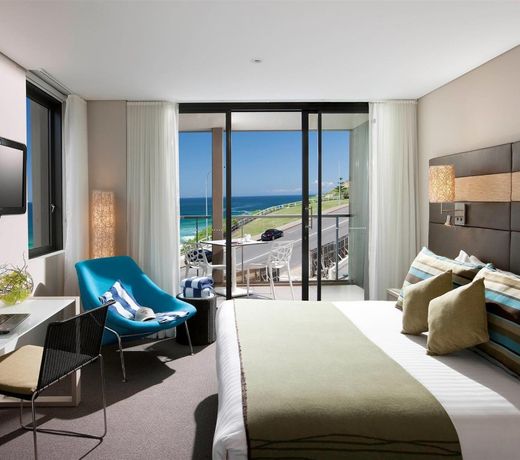 Novotel Newcastle Beach