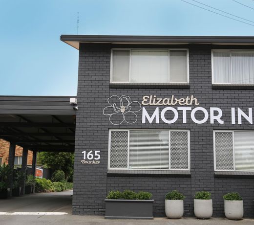 Elizabeth Motor Inn