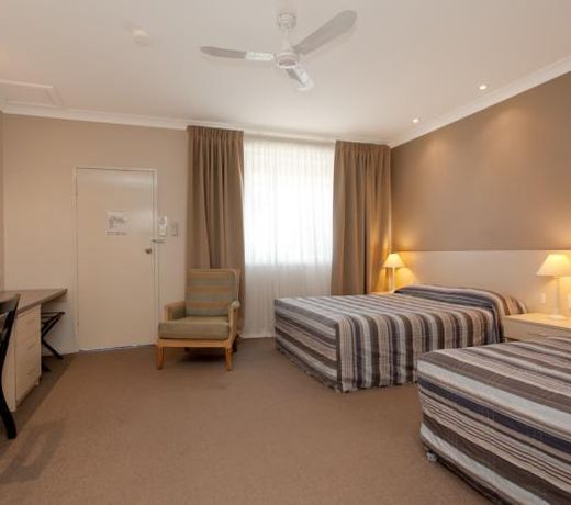 Elizabeth Motor Inn