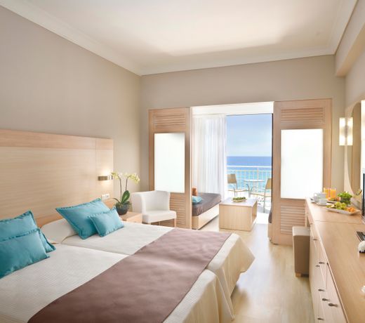 lti Louis Grand Hotel