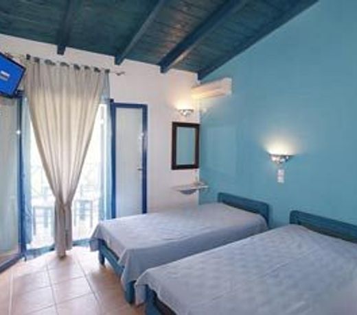 Kerame Studios & Apartments