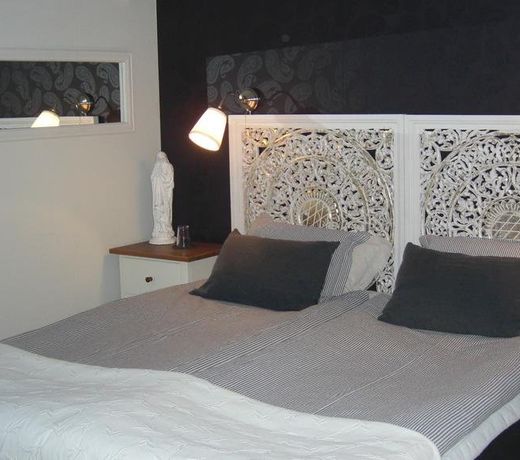 Ängshyddan B&B