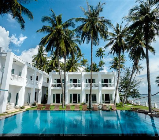 Surf4You Residence