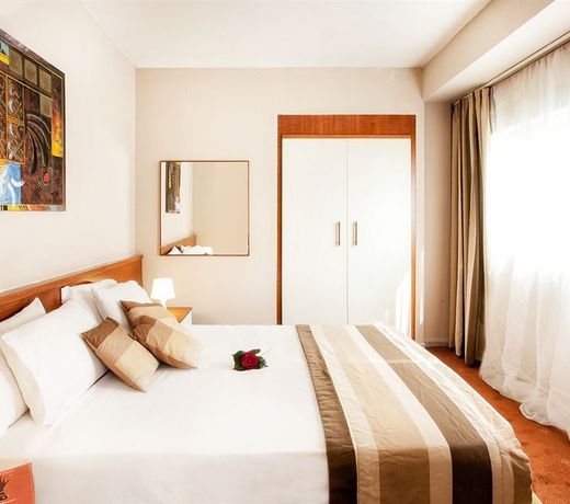 Plaza Hotel, Philian Hotels and Resorts