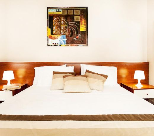 Plaza Hotel, Philian Hotels and Resorts