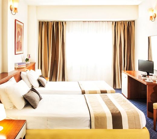 Plaza Hotel, Philian Hotels and Resorts