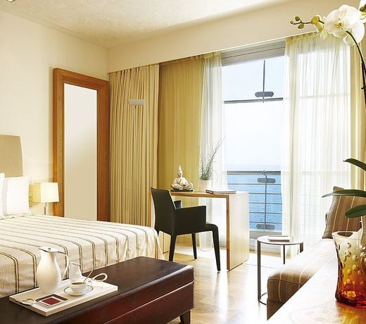 Daios Luxury Living
