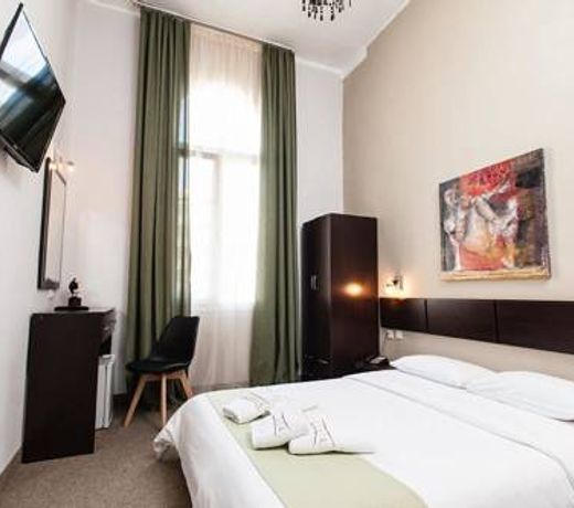 Hotel Ilisia