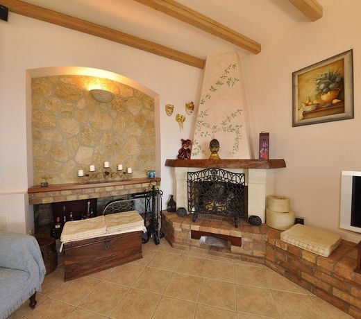Villa Romantica