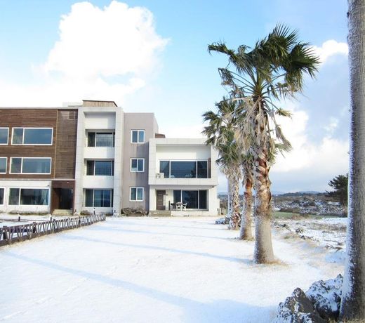 Shall Story Resort