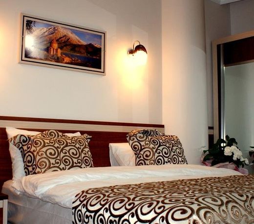 Mavi Tuana Hotel