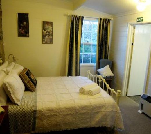 Orford's Sanda House B&B