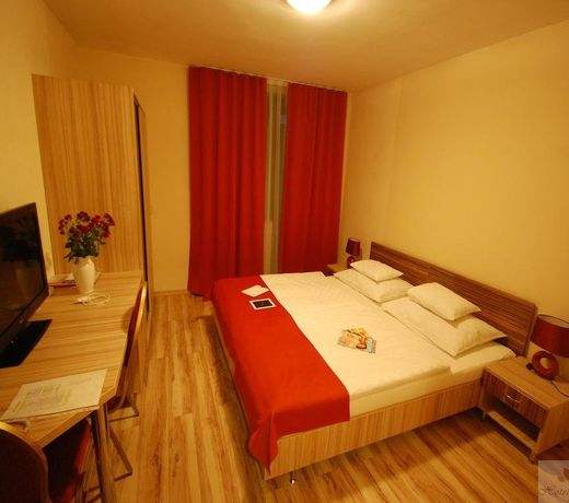 SUNSHINE HOTEL - BUDAPEST