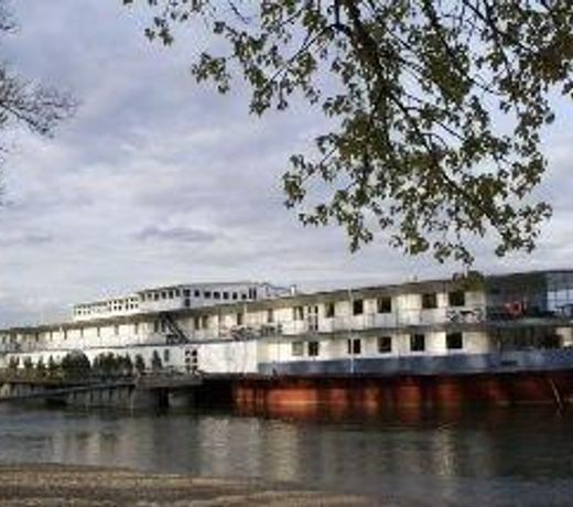 Aquamarina Hotel