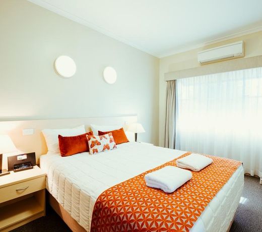 Club Motor Inn