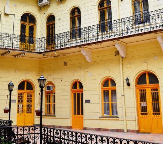 Centrooms House