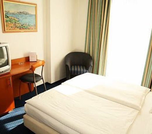 Hotel Veritas