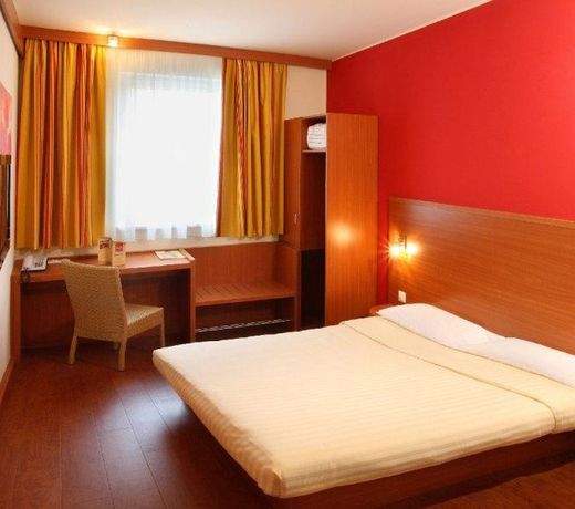 City Hotel Budapest
