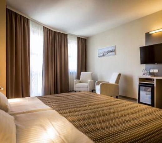 Corvin Hotel Budapest Corvin Wing