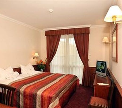 Hotel Ködmön