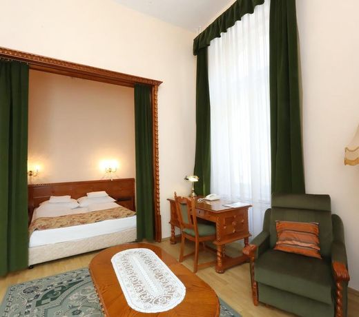Tisza Hotel