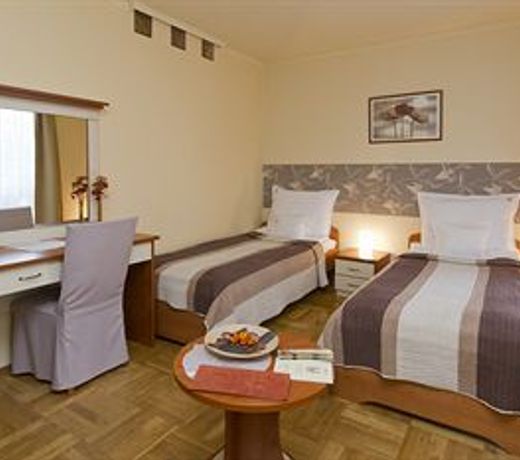 Dóm Hotel