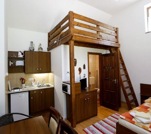 Bodza Vendégház - Apartmanház