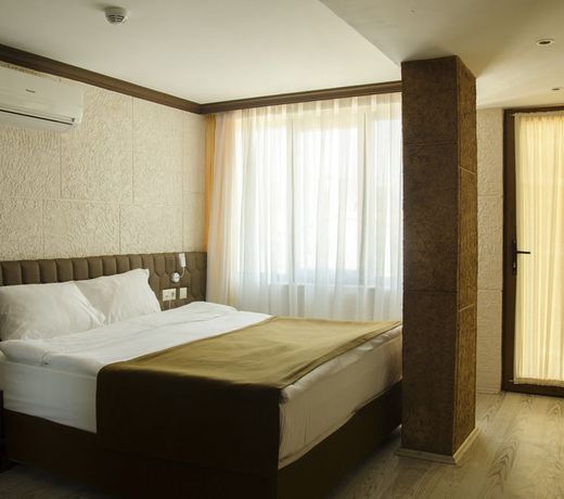 Patron Hotel
