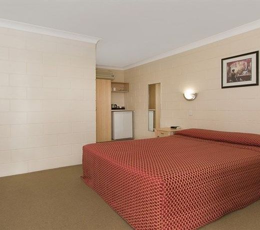 Nambour Lodge Motel