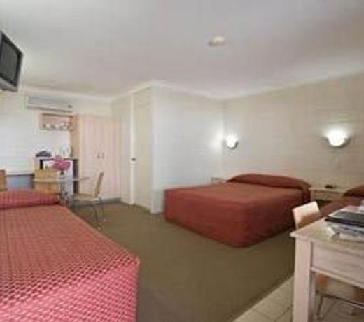 Nambour Lodge Motel