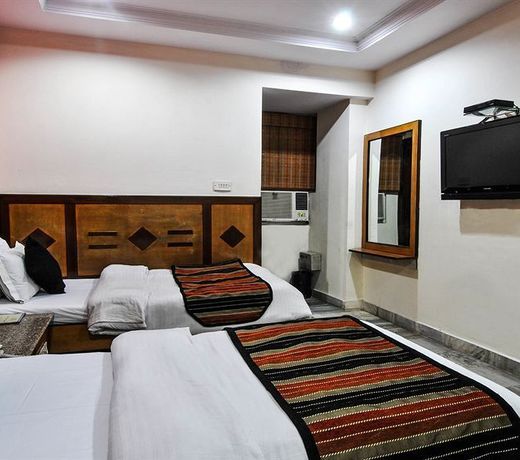 OYO 510 Hotel Chand Palace