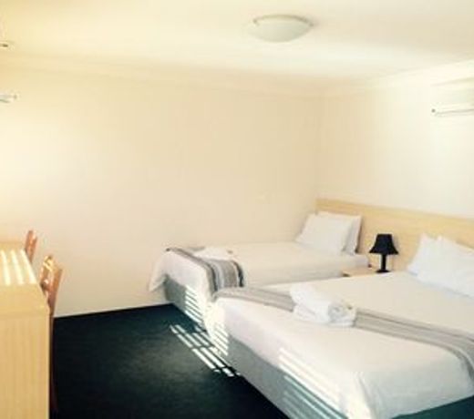 Red Cedar Motel