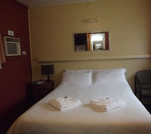 Red Cedar Motel