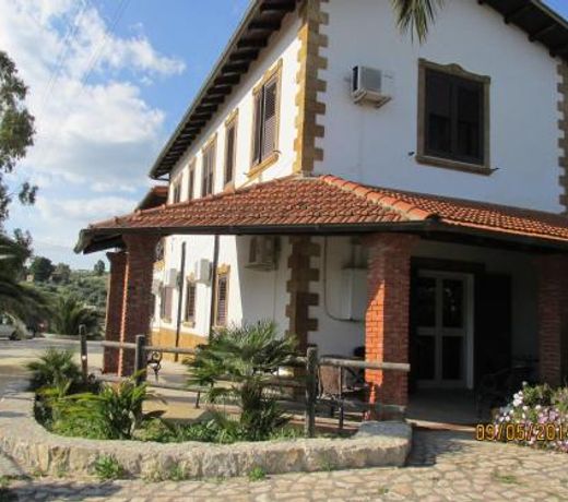 Agriturismo Reggia Saracena