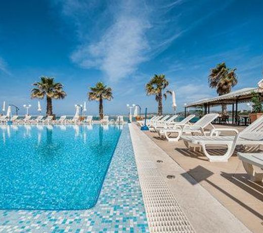 Dioscuri Bay Palace