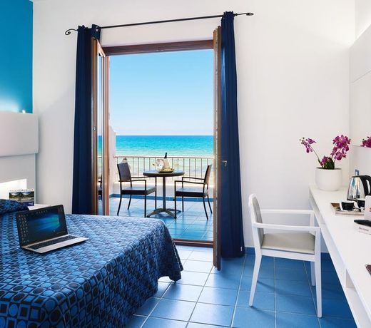 Hotel La Battigia