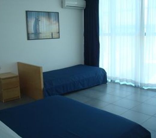 Enny Camere