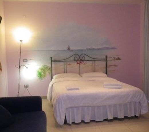 Elisart Guest House