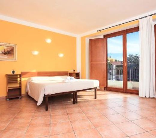 Hotel Villa Piras
