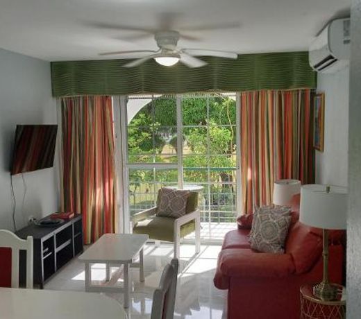 Marchabell by the Sea E22