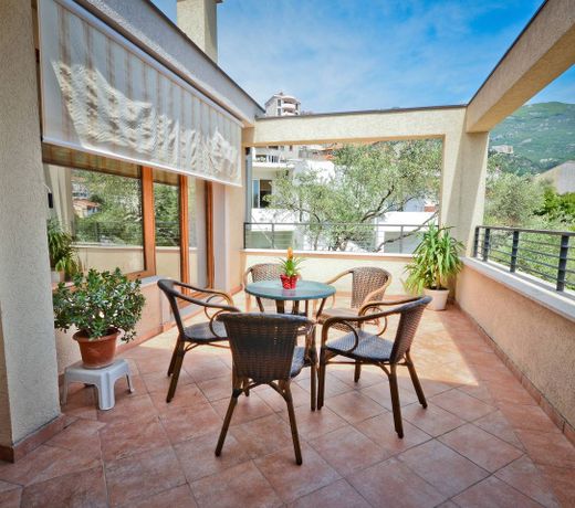 Family three bedroom Apartment Mimoza 2